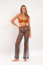 Load image into Gallery viewer, Image 06: Rio De Sol Beach Trousers Luma Pants Lana