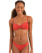 Load image into Gallery viewer, Gallery: Rio De Sol Set Set Malibu-Chili Balconet Essential-Comfy