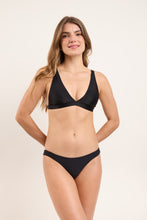 Load image into Gallery viewer, Model Front: Rio De Sol Set Set Touch-Black Alba Nice