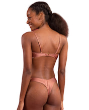 Load image into Gallery viewer, Image 07: Rio De Sol Set Set Shimmer-Copper Bandeau-Joy Nice-Fio