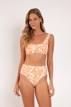 Load image into Gallery viewer, Model Front: Rio De Sol Bottom Bottom Sahari Hotpants