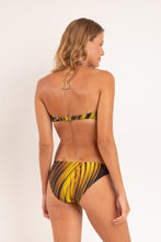 Load image into Gallery viewer, Model Back: Rio De Sol Bottom Bottom Luxor Essential-Comfy