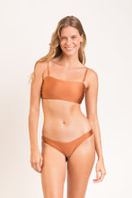 Load image into Gallery viewer, Model Front: Rio De Sol Bottom Bottom Nocciola High-Leg