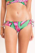 Load image into Gallery viewer, Gallery: Rio De Sol Bottom Bottom Parrots Madrid