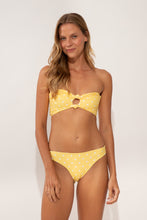 Load image into Gallery viewer, Model Front: Wednesday In Hawaii By Rio De Sol Top Top Kiko-Lilikoi Lani
