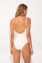 Load image into Gallery viewer, Junco-Offwhite Hype
