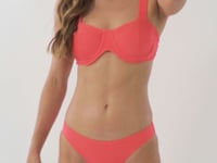 Load and play video in Gallery viewer, Video: Rio De Sol Top Top Malibu-Folia Amelia
