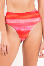 Load image into Gallery viewer, Gallery: Rio De Sol Bottom Bottom Cher Hotpants
