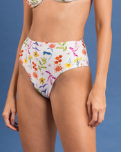 Load image into Gallery viewer, Image 09: Rio De Sol Bottom Bottom Countryside Hotpants

