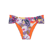 Load image into Gallery viewer, Product Front: Rio De Sol Bottom Bottom Garden-Flower Baobi
