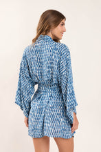 Load image into Gallery viewer, Model Back: Rio De Sol Beach Dresses Chuva Kimono
