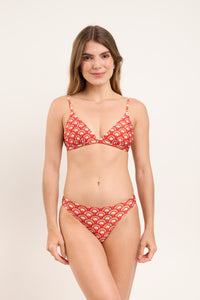 Model Front: Rio De Sol Set Set Floral-Scales Tri-Fixo Essential-Comfy