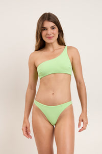Model Front: Rio De Sol Set Set Sand-Menta Kora Leblon