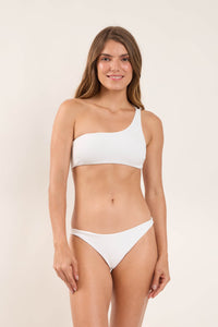 Model Front: Rio De Sol Set Set Sand-White Kora Leblon