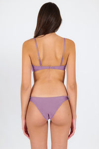 Model Back: Rio De Sol Top Top Shimmer-Harmonia Bandeau-Knot