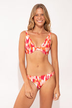 Load image into Gallery viewer, Top Mirage Chantal
